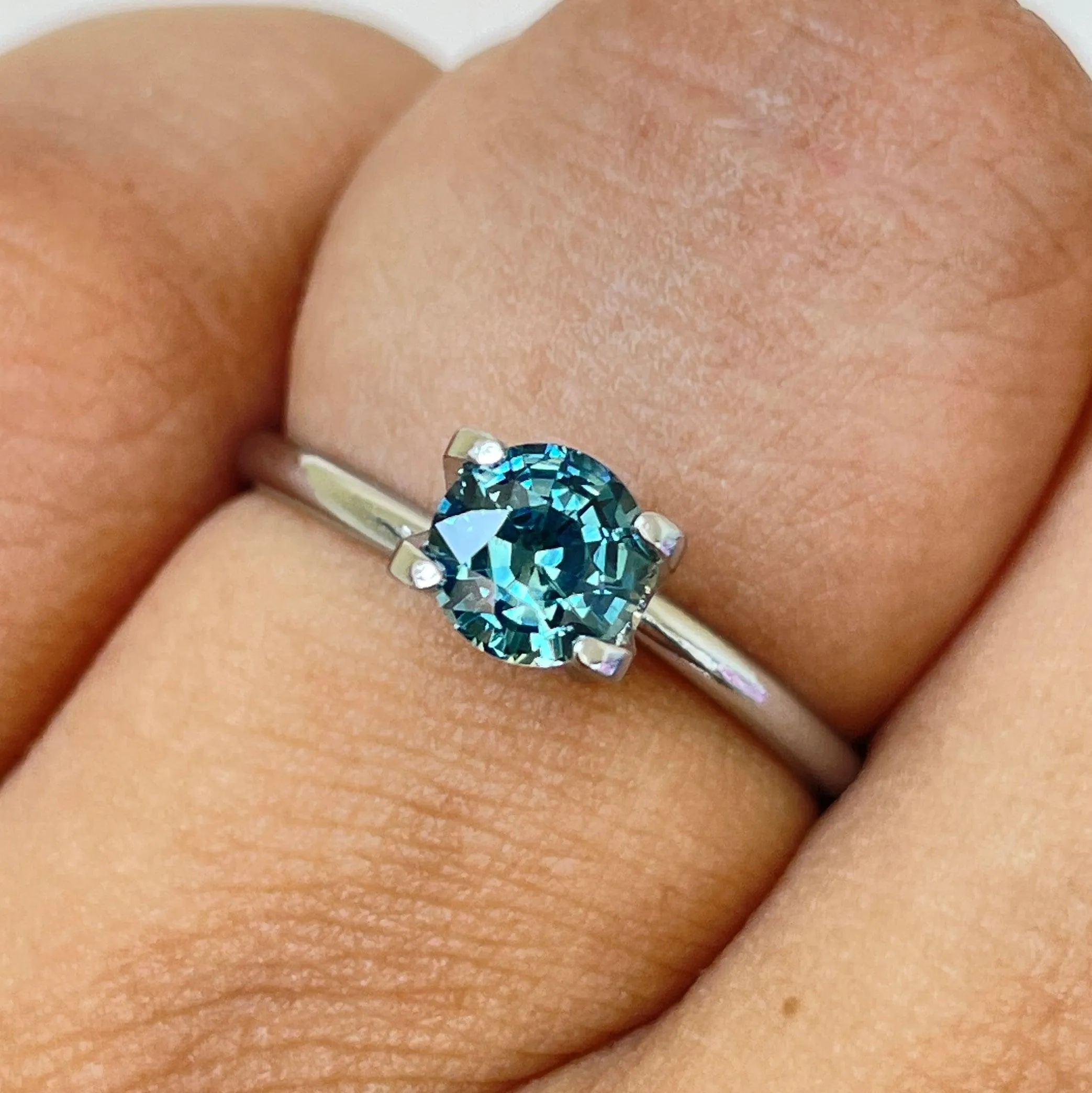 0.92 crt Teal Sapphire/ Green sapphire/ blue green sapphire / parti sapphire/ Engagement Ring/