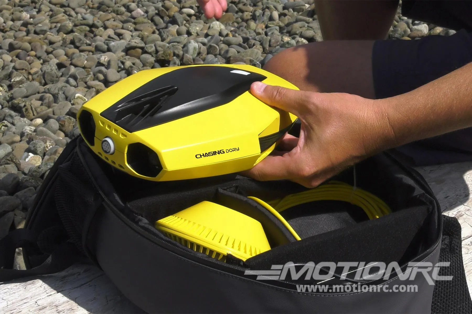 Chasing Dory Compact Submersible ROV with HD Video - RTR