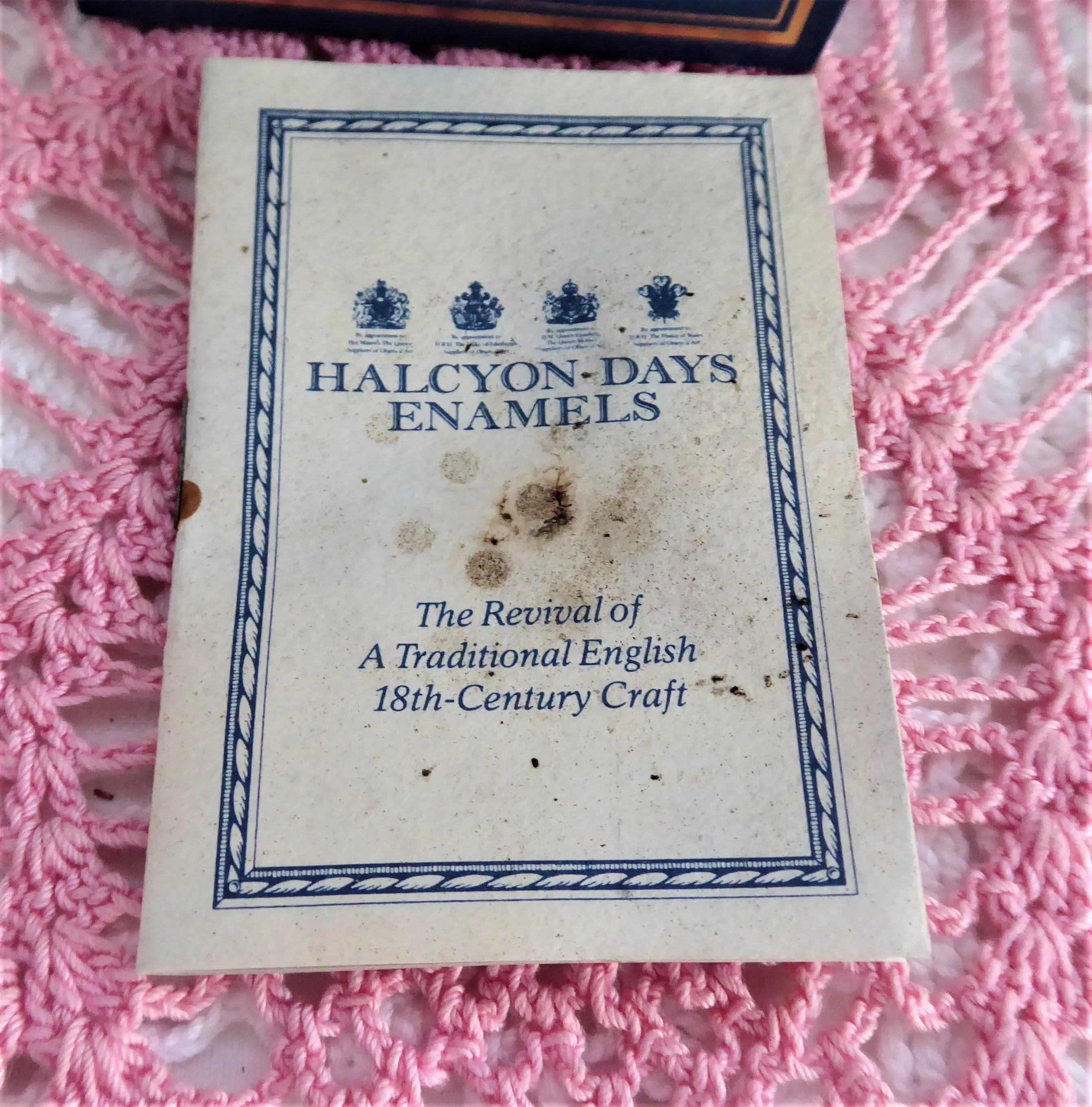 Halcyon Days English Enamel Box Potpourri 1980s Sweet Peas Boxed