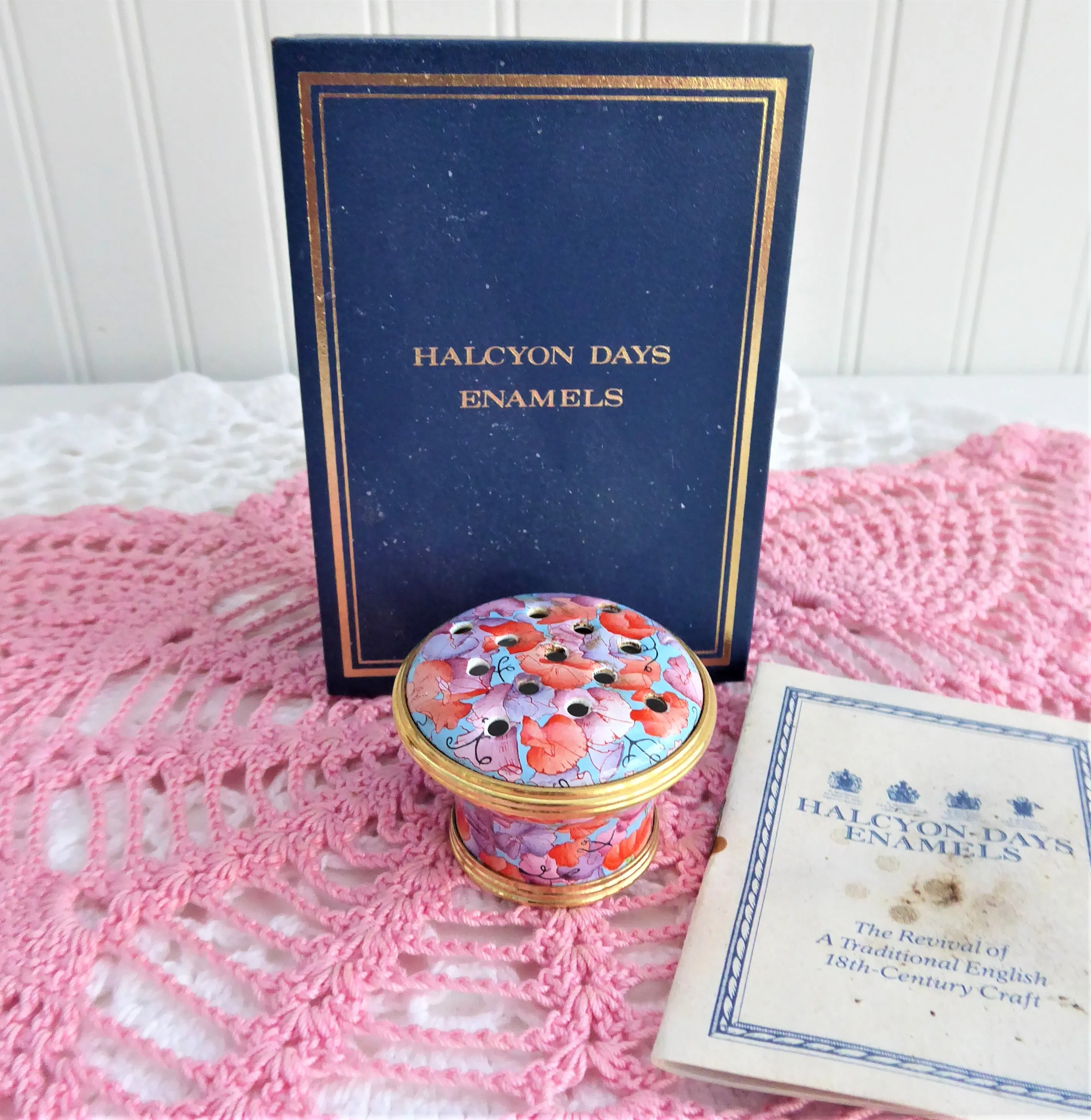 Halcyon Days English Enamel Box Potpourri 1980s Sweet Peas Boxed