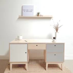 Kirsty Desk