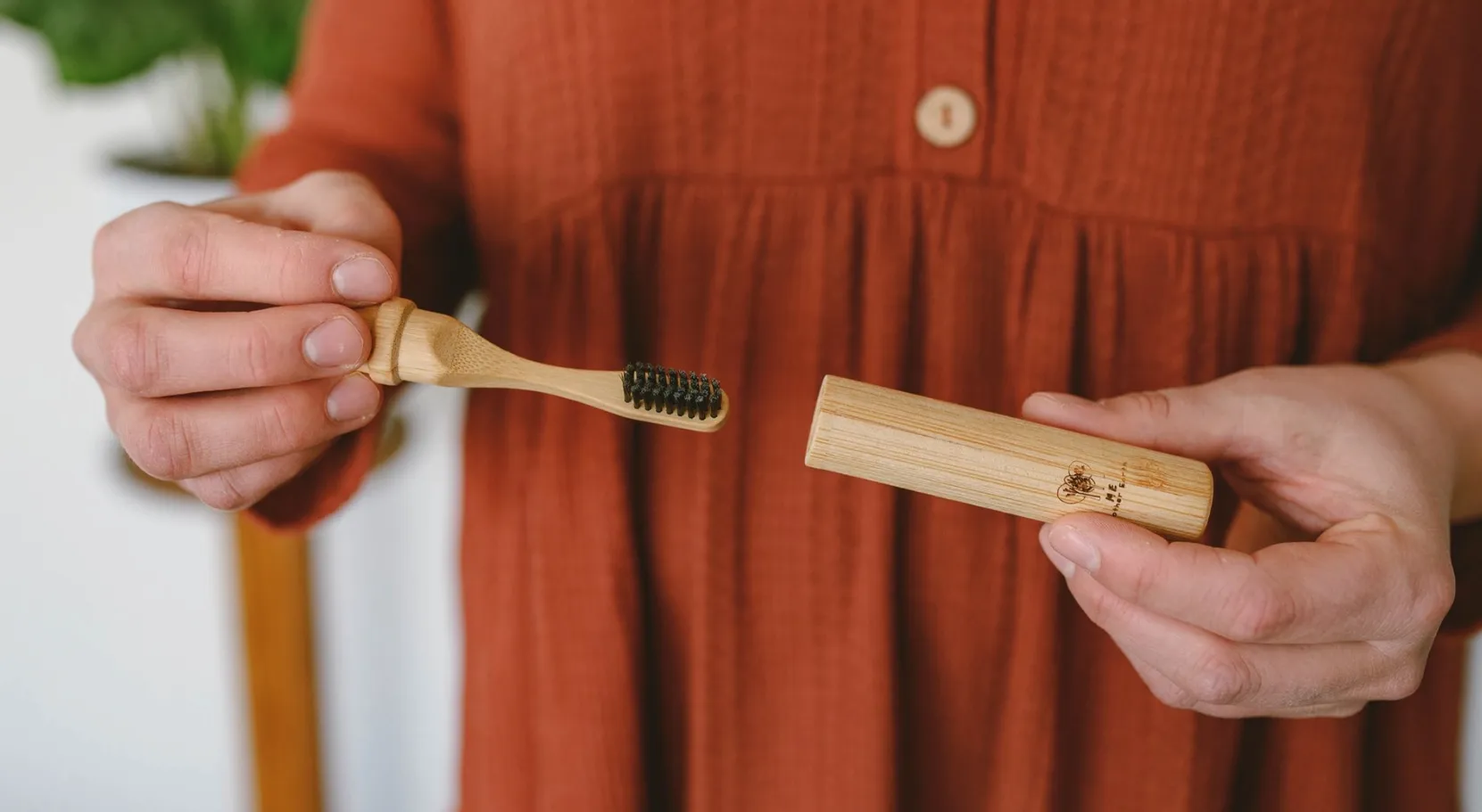 Me Mother Earth - All - in-1 Bamboo Travel Toothbrush w/ Replaceable Head