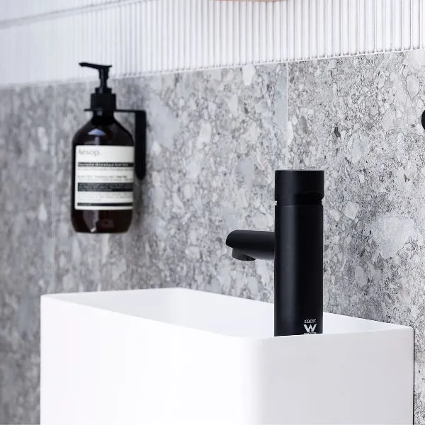 Meir Pinless Round Basin Mixer - Matte Black