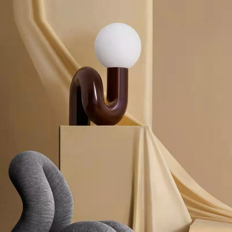 MODERN ART CURVED TABLE LAMP