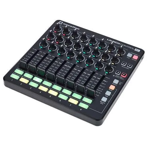 Novation LAUNCH CONTROL XL MK2 Performance Controller