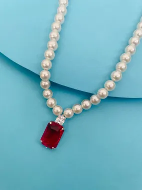 PEARL RED PENDENT