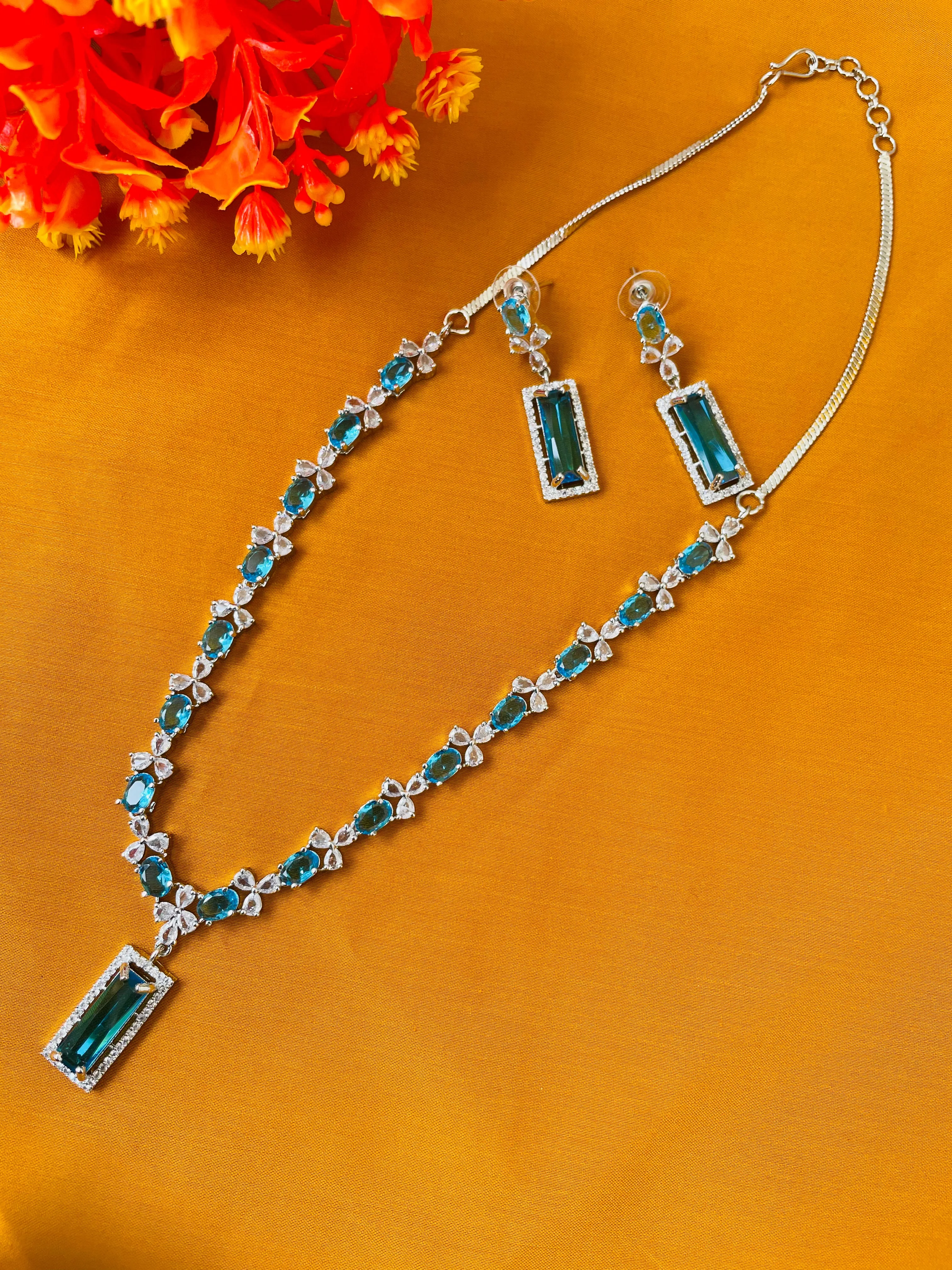 PENDENT NECKLACE  AQUA-Elegance102