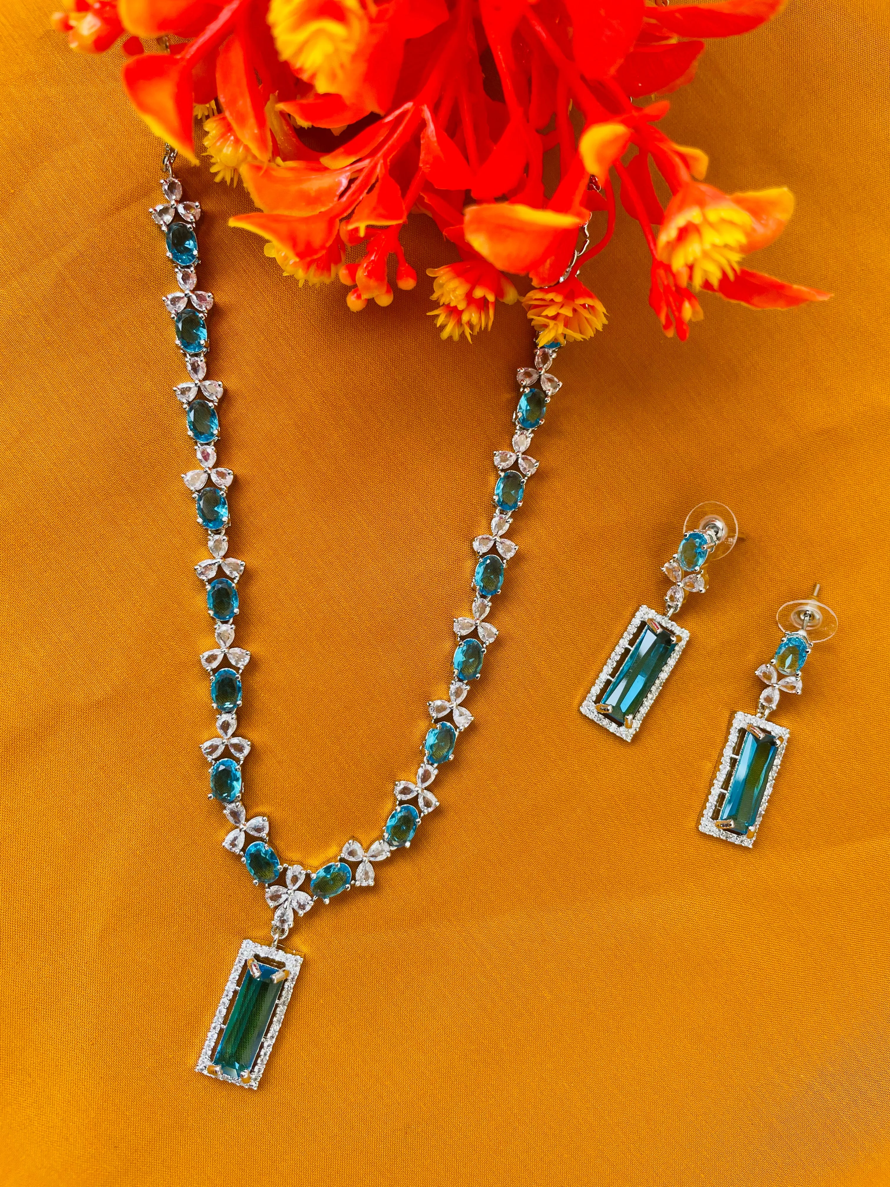 PENDENT NECKLACE  AQUA-Elegance102