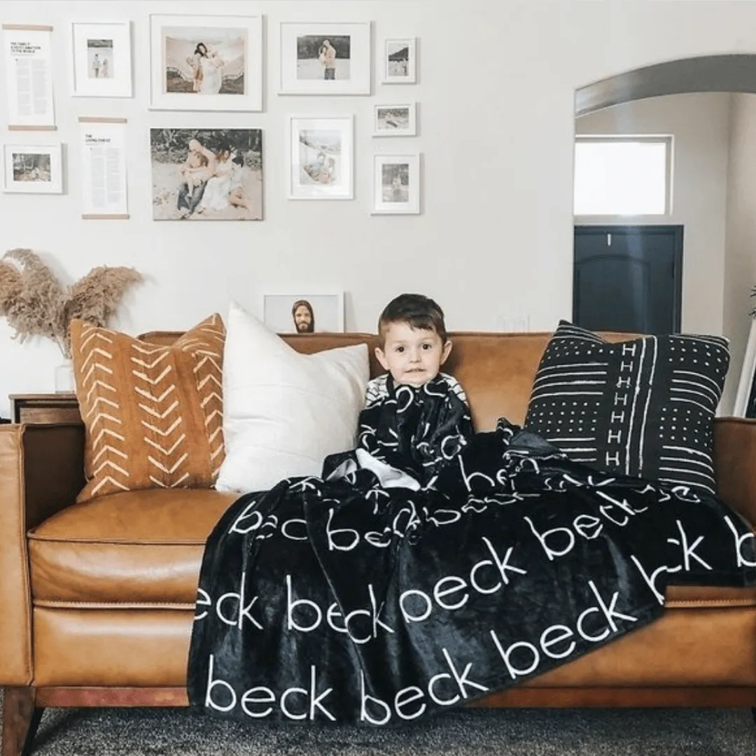 PERSONALIZED NAME BLANKET - LIGHT FONT - BLACK