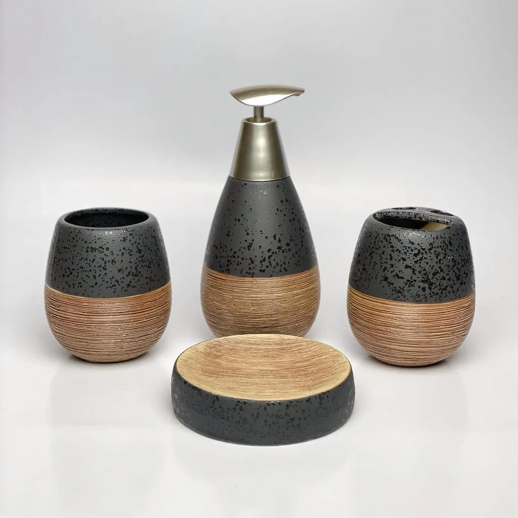 Self Textured Bath Set With Wooden Pattern - 4pcs