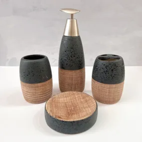 Self Textured Bath Set With Wooden Pattern - 4pcs